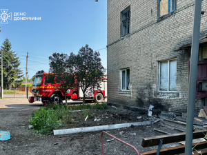 Черговий удар по рятувальниках: у Родинському дрон атакував пожежну частину