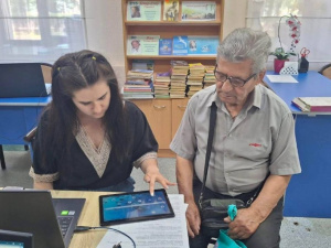 Цифрова грамотність: для літніх покровчан проводять безкоштовні заняття