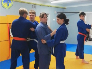 Відділення дзюдо ДЮСШ Покровська продовжує роботу в евакуації: де тепер тренуються спортсмени