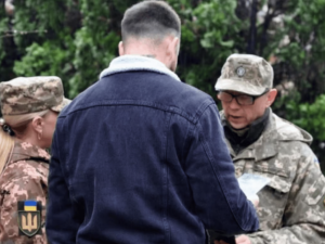 Чи треба носити паперові документи для перевірки ТЦК 2025 року: що кажуть у Міноборони