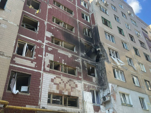 Один загиблий та 14 поранених: поліція фіксує нові злочини росії на Донеччині