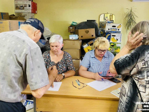 У Покровській громаді надали гуманітарну допомогу людям з інвалідністю