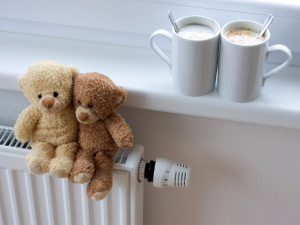 Як зігрітися без обігрівача: дешевий лайфхак, що підніме температуру в оселі