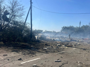 В Покровській громаді ворог вдарив по магазину з людьми - є загиблі