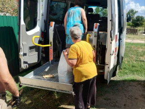 Запорізькі волонтери допомагають евакуюватися покровчанам - як саме