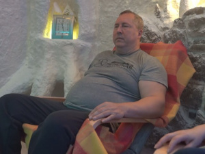 Віз хліб людям і потрапив під атаку FPV-дрона: Фонд Ріната Ахметова допоміг Ігорю Лисиці пройти реабілітацію