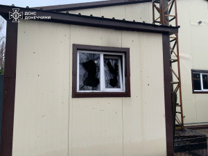 У Покровському районі ворог обстріляв пожежно-рятувальну частину: наслідки