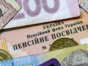 Перерахунок пенсій в Україні з 1 квітня: які зміни очікують працюючих пенсіонерів