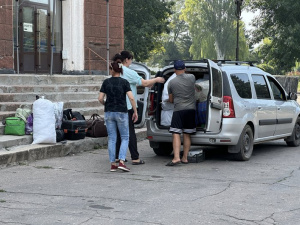 Через наближення лінії фронту закрито на в'їзд два мікрорайони Мирнограда