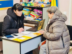 Юридична допомога для ВПО із Покровської громади: як переселенцям надають підтримку у Харкові