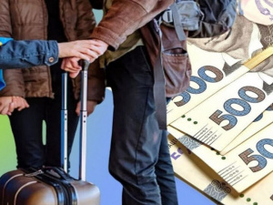 Виплати для ВПО продовжено з вересня: хто отримає гроші автоматично  і в якому розмірі