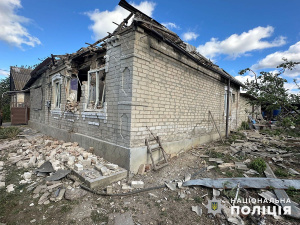 Четверо поранених мирних жителів за добу: поліція Донеччини зафіксувала злочини рф