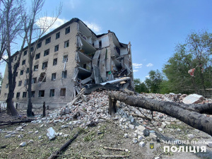 Троє загиблих, 24 поранені, в тому числі 5 дітей – поліція Донеччини задокументувала наслідки російських бомбардувань