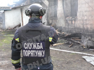 Удар по критичній інфраструктурі: російські дрони вдарили по рятувальникам Добропілля