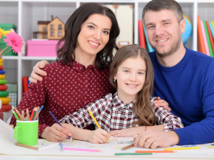 Гроші для сімей з дітьми змінюють правила: що важливо знати батькам-вихователям