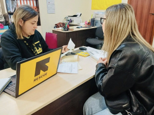 Точка опори у Дніпрі: як хаб «Ми — Донеччина» допомагає переселенцям 