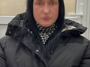 Викривала позиції ЗСУ для окупантів: жінку з Мирнограду взято під варту за держзраду