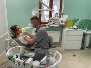 Покровська стоматологія тепер працює у Дніпрі: новий графік і контакти
