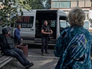 Волонтери «Схід SOS» допомагають евакуюватися покровчанам - як записатися