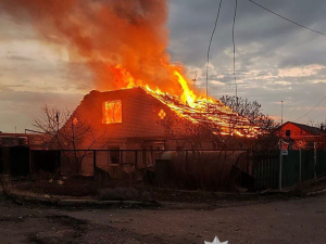 Донеччина під обстрілами: один загиблий і десятки пошкоджених будинків