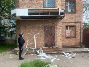 Ворожі обстріли на Донеччині: поранені троє цивільних, зруйновано житлові будинки