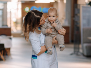 Які медичні послуги діти до 17 років можуть отримати безоплатно — МОЗ