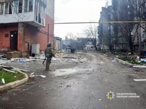 З Покровська поліція евакуює мирних жителів: як виїхати