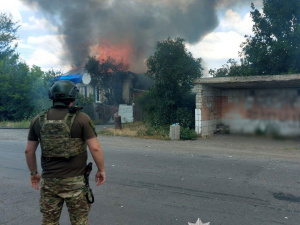 Масовані обстріли Донеччини: поранено 11 людей, зруйновано десятки будинків