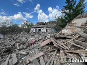 Обстріли Донеччини: дев'ять населених пунктів зазнали атак, двоє мешканців поранені