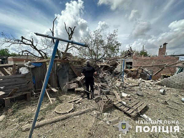 На Донеччині 8 дорослих і двоє дітей отримали поранення : деталі обстрілів